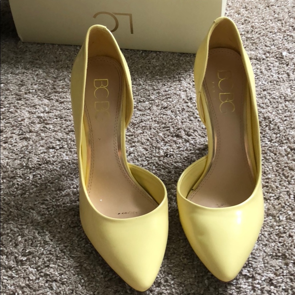 Yellow heels size 9 1/2 BCBG